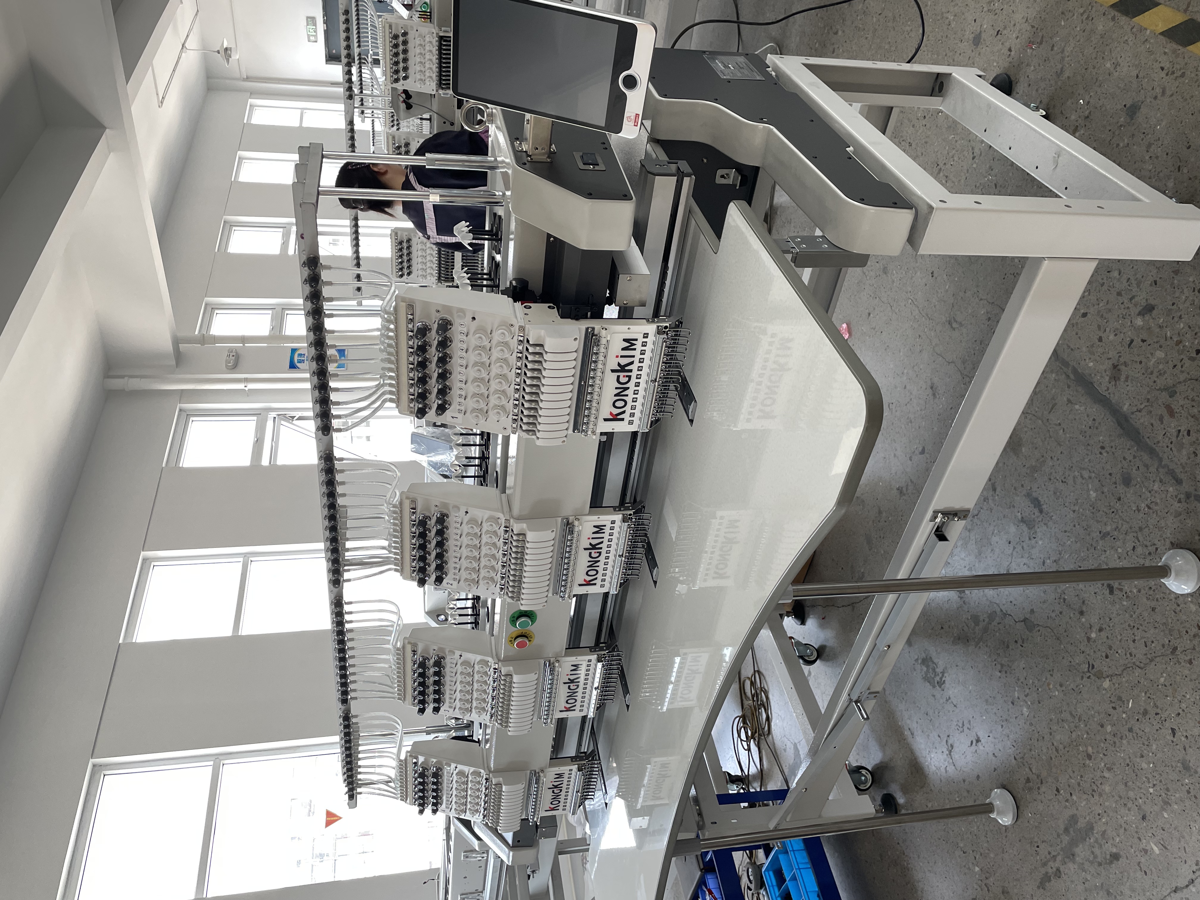 8 heads Embroidery Machine