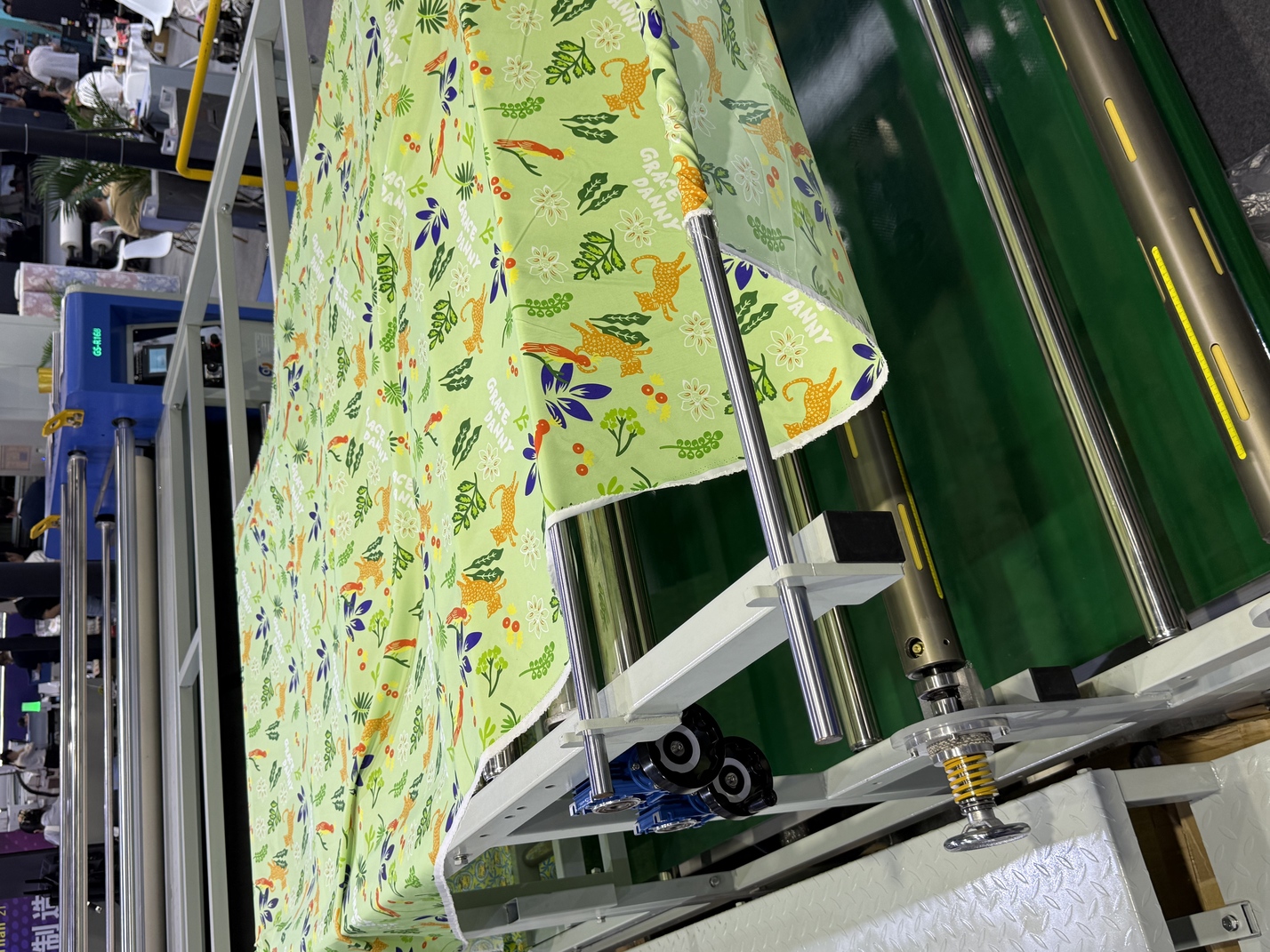 How does sublimation printing work?
